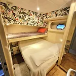 Nuit Sur Yacht Avec Petit Dejeuner